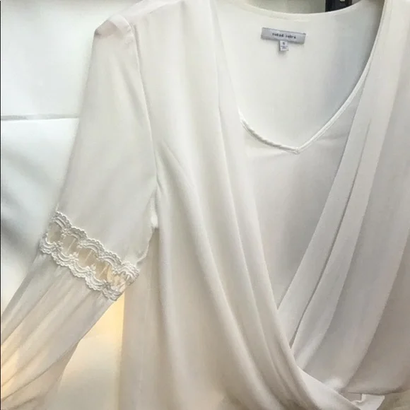 Naked Zebra Boho Chic Surplice Draped Chiffon Long Sleeve Blouse - Picture 2 of 9